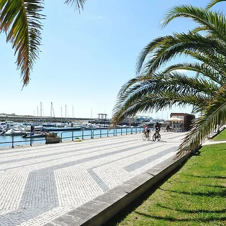 Central Guest House Vendégház Figueira da Foz