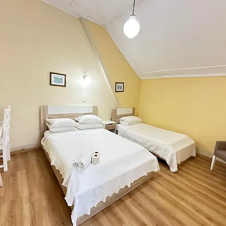 Central Guest House Figueira da Foz