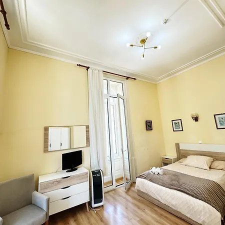 Central Guest House Vendégház