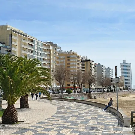 Central Guest House Vendégház Figueira da Foz