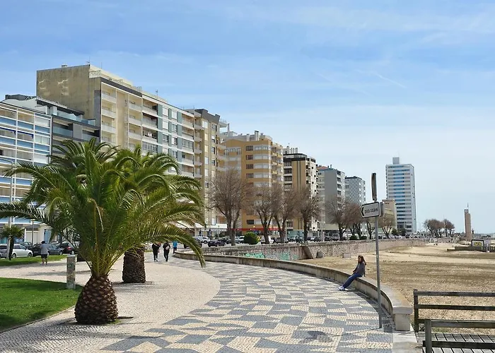 Central Guest House Vendégház Figueira da Foz