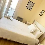 Central Guest House ゲストハウス