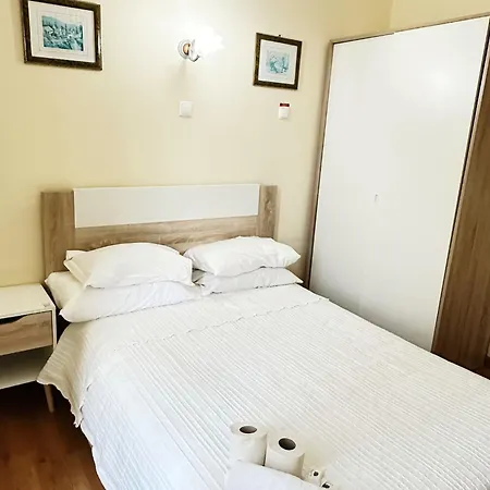 Central Guest House ゲストハウス