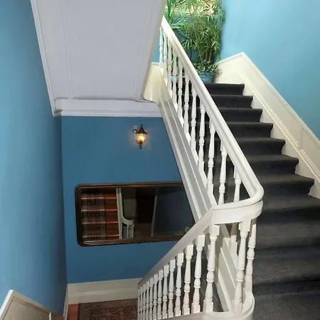 Central Guest House Casa de hóspedes