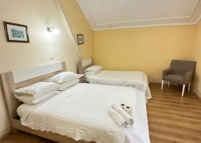 Central Guest House Gasthof Figueira da Foz
