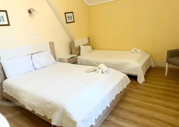 Gasthof Central Guest House 3*